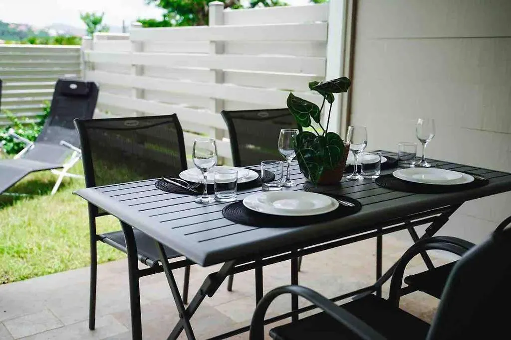 Les Alizes Bleus - Cosy Appartement Avec Piscine Le Diamant 0*,
